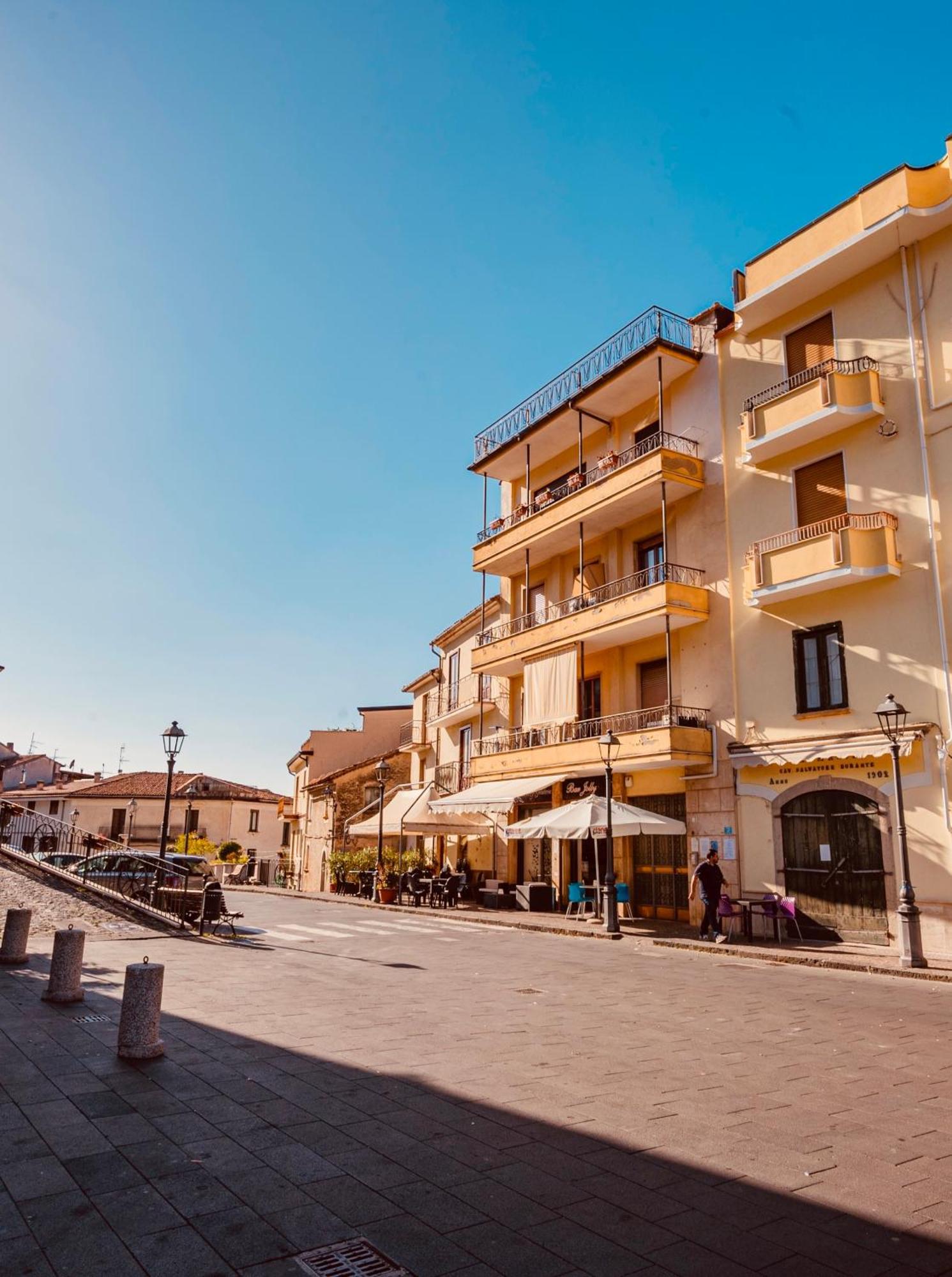 Piazza Laurino Apartments Basic Excursions Alto Cilento Pellegrinaggio Giubilare 外观 照片