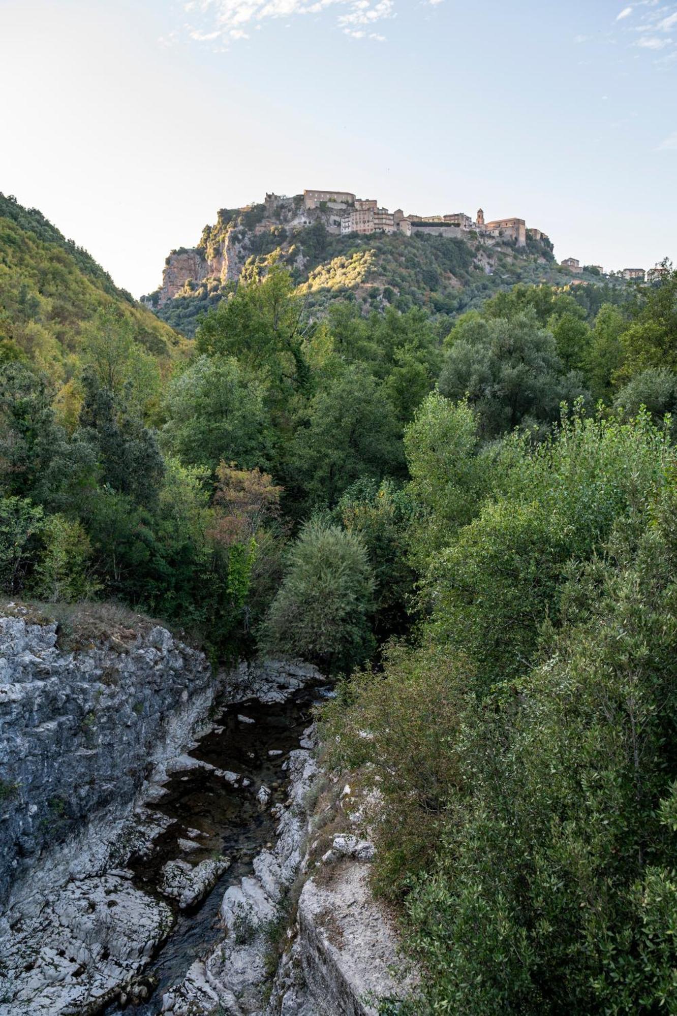 Piazza Laurino Apartments Basic Excursions Alto Cilento Cammino Giubilare Di Santelena 外观 照片